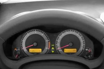 Toyota Auris 1.6 VVT-i Dynamic - 3